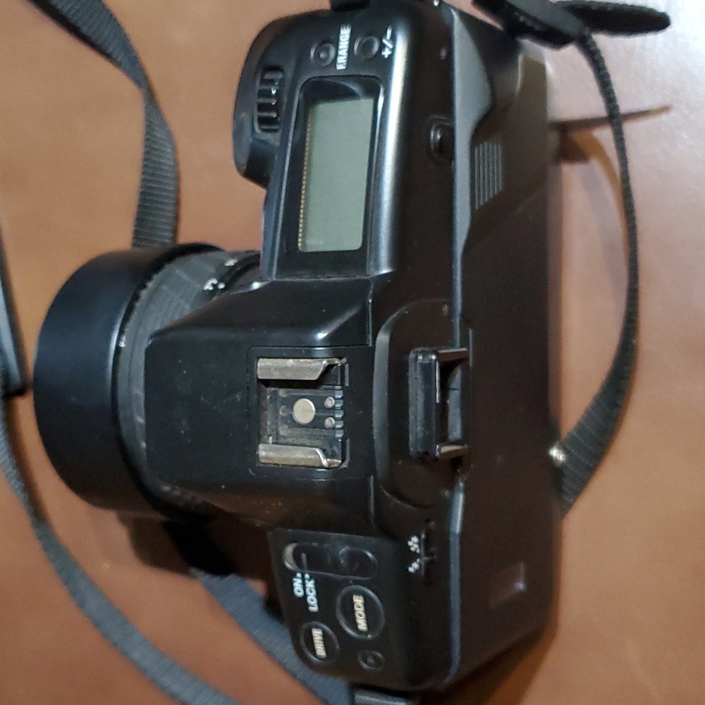 Yashica 230-AF 35mm Film Camera CS-240AF Flash Attachment Used Not Tested AS IS - Picture 6 of 7